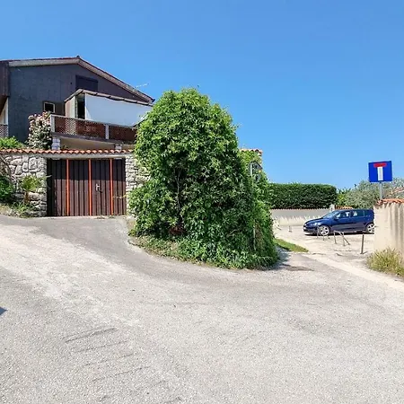 3 Lägenhet Crveni Vrh