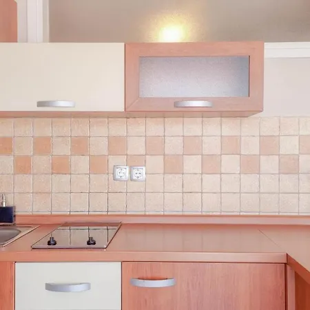 3 * Crveni Vrh