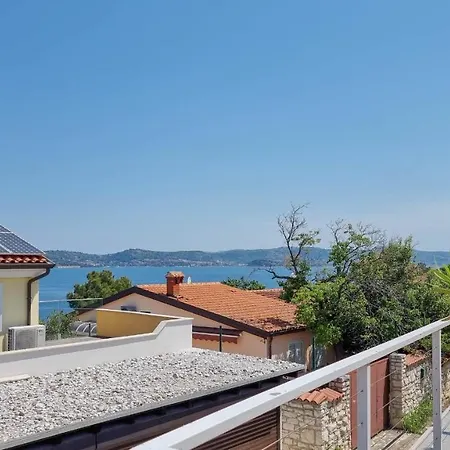 3 Apartamento Crveni Vrh