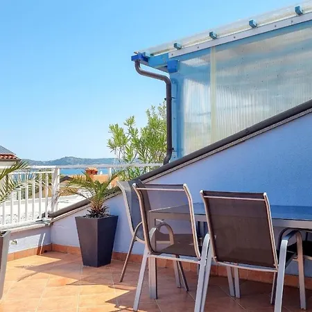 3 Apartman Crveni Vrh