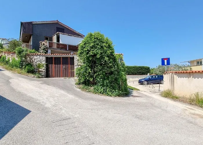 3 Appartement Crveni Vrh